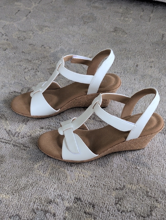 Rockport Shoes - Rockport Blanca White T-Strap Cork Wedge Sandals